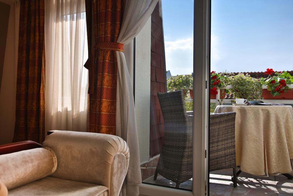 Garni Hotel President De Luxe Kragujevac Bilik gambar
